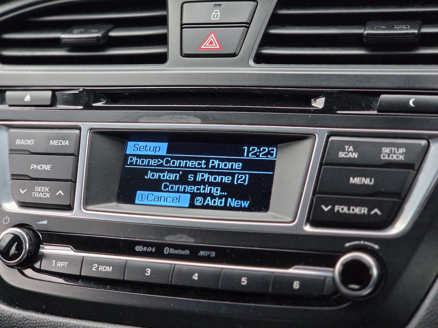 Used Hyundai i20 2018 for sale - 76855945: Photo 33