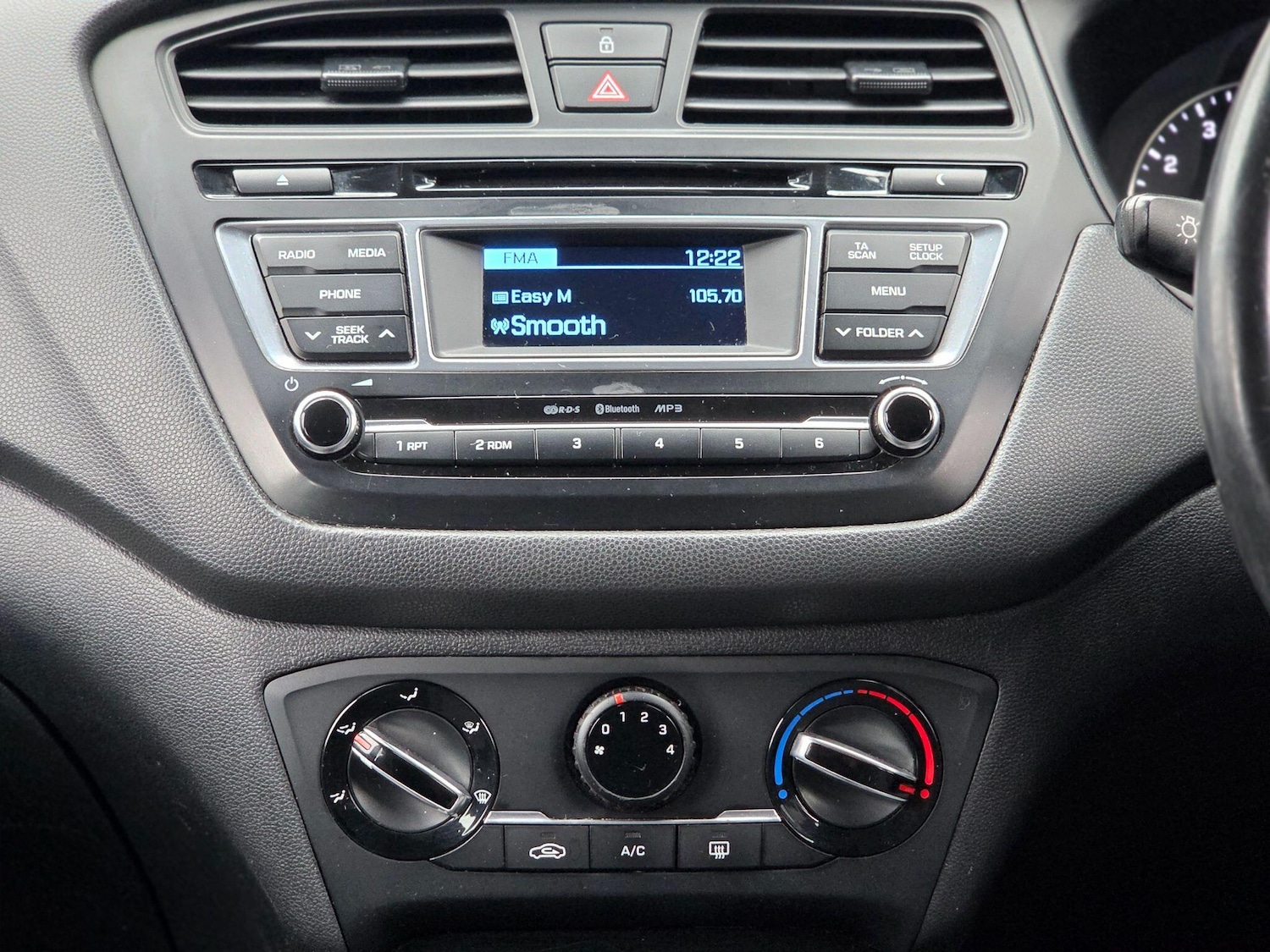 Used Hyundai i20 2018 for sale - 76855945: Photo 41