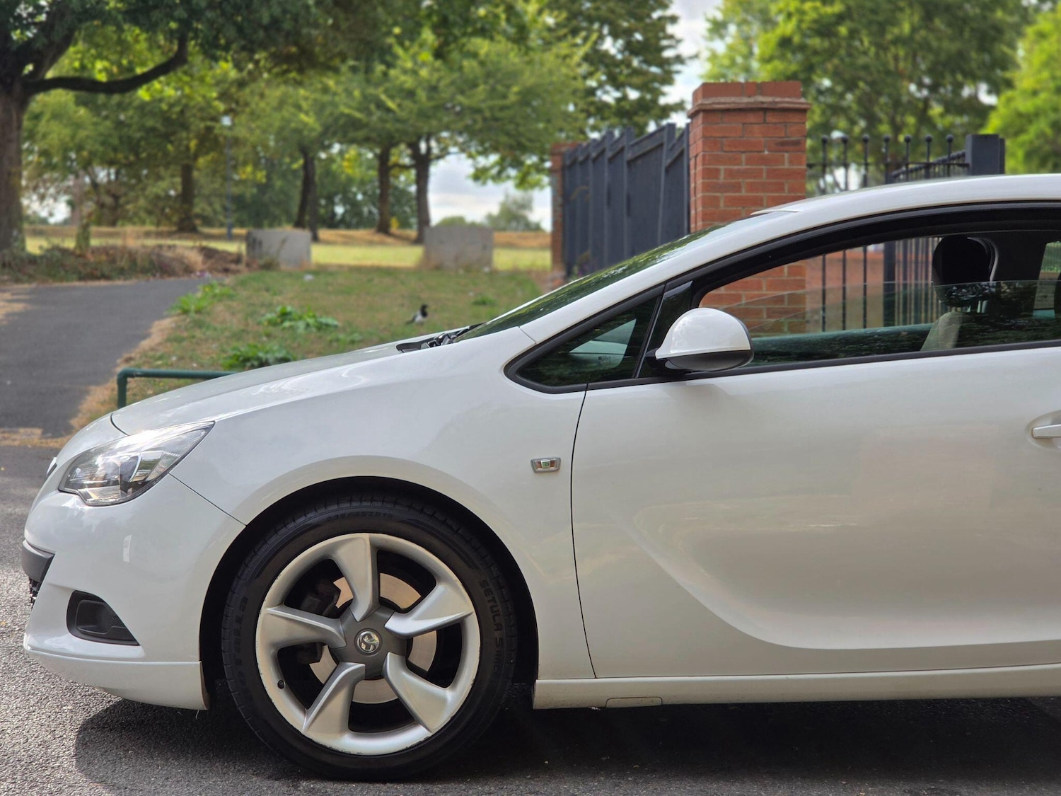 Used Vauxhall Astra GTC 2015 for sale - 76388697: Photo 18
