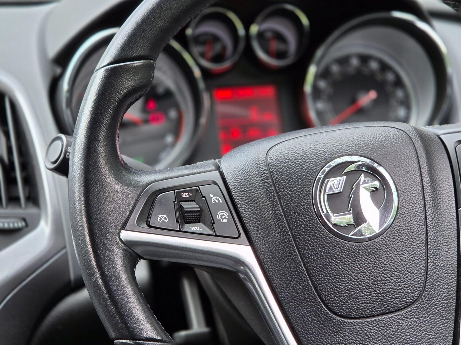 Used Vauxhall Astra GTC 2015 for sale - 76388697: Photo 27