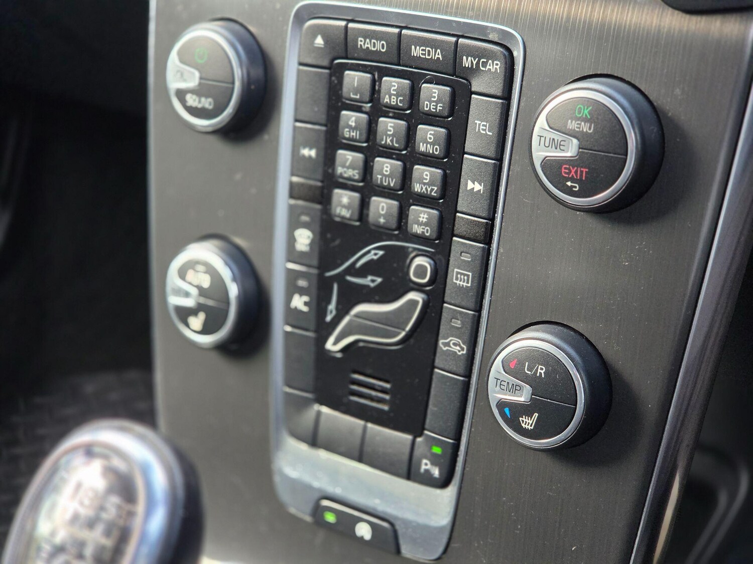 Used Volvo V40 for sale - 77537556: Photo 34