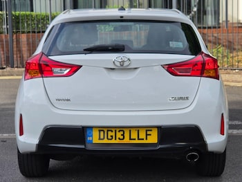 Used Toyota Auris 2013 for sale - 79146071: Photo