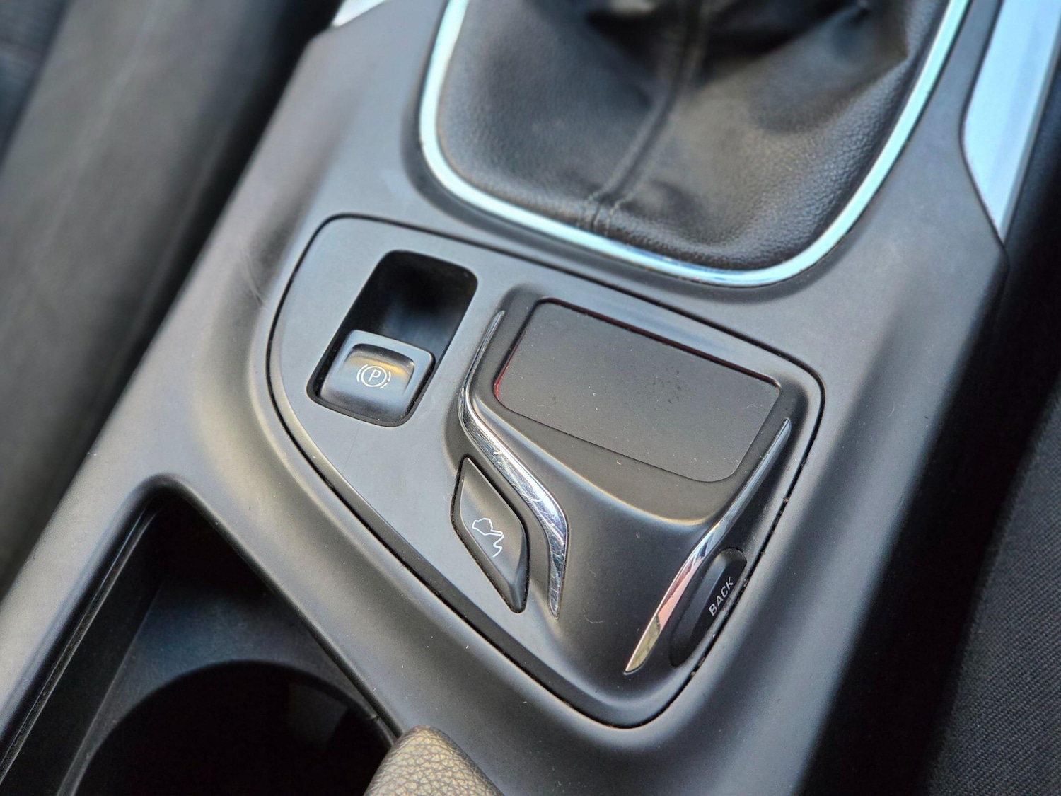 Used Vauxhall Insignia 2013 for sale - 76801610: Photo 34