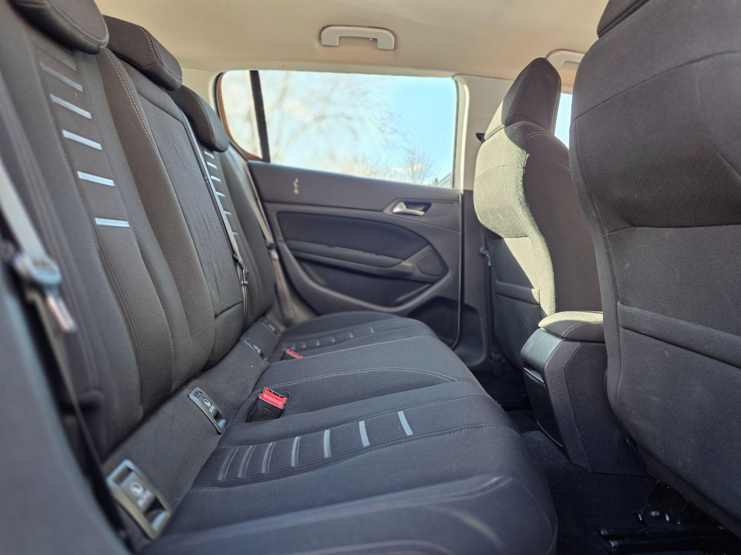 Used Peugeot 308 2014 for sale - 77898472: Photo 11