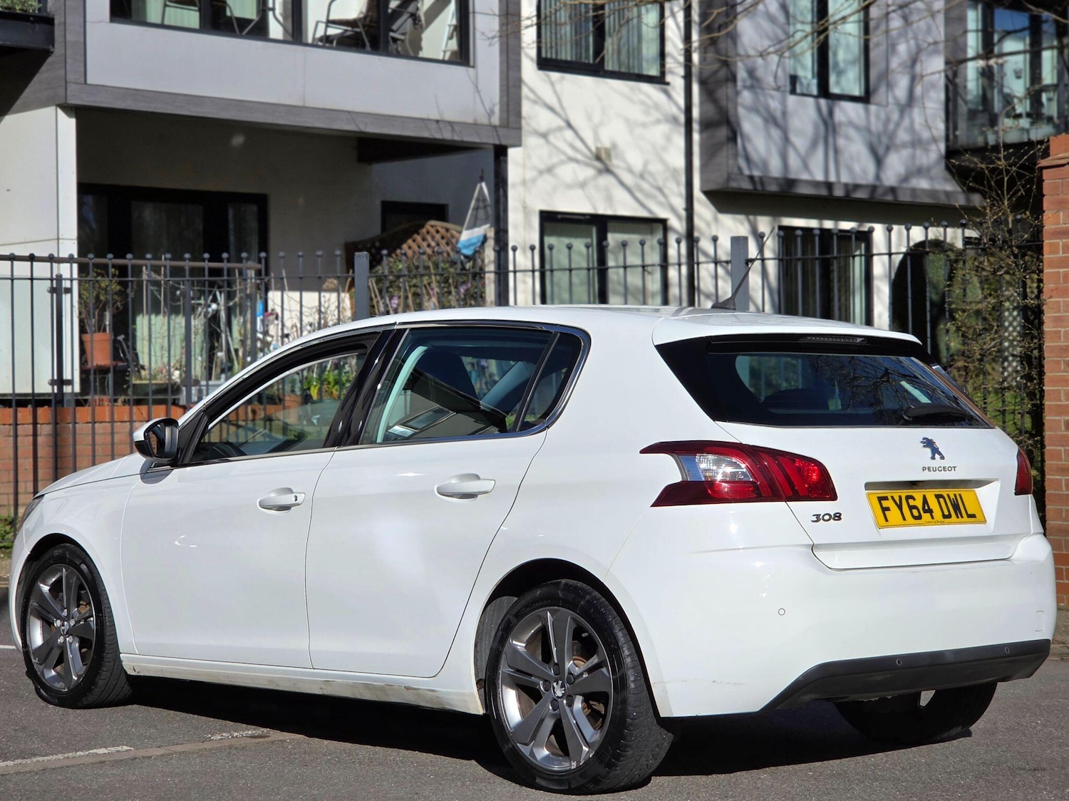 Used Peugeot 308 2014 for sale - 77898472: Photo 12