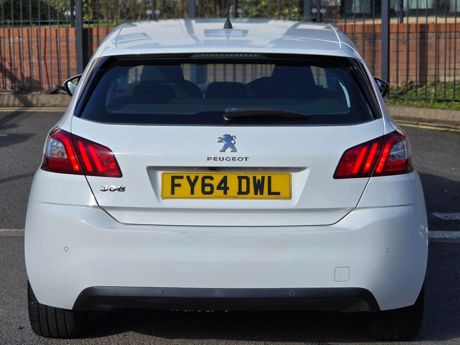 Used Peugeot 308 2014 for sale - 77898472: Photo 3