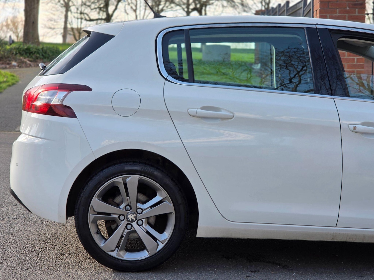 Used Peugeot 308 2014 for sale - 77898472: Photo 30