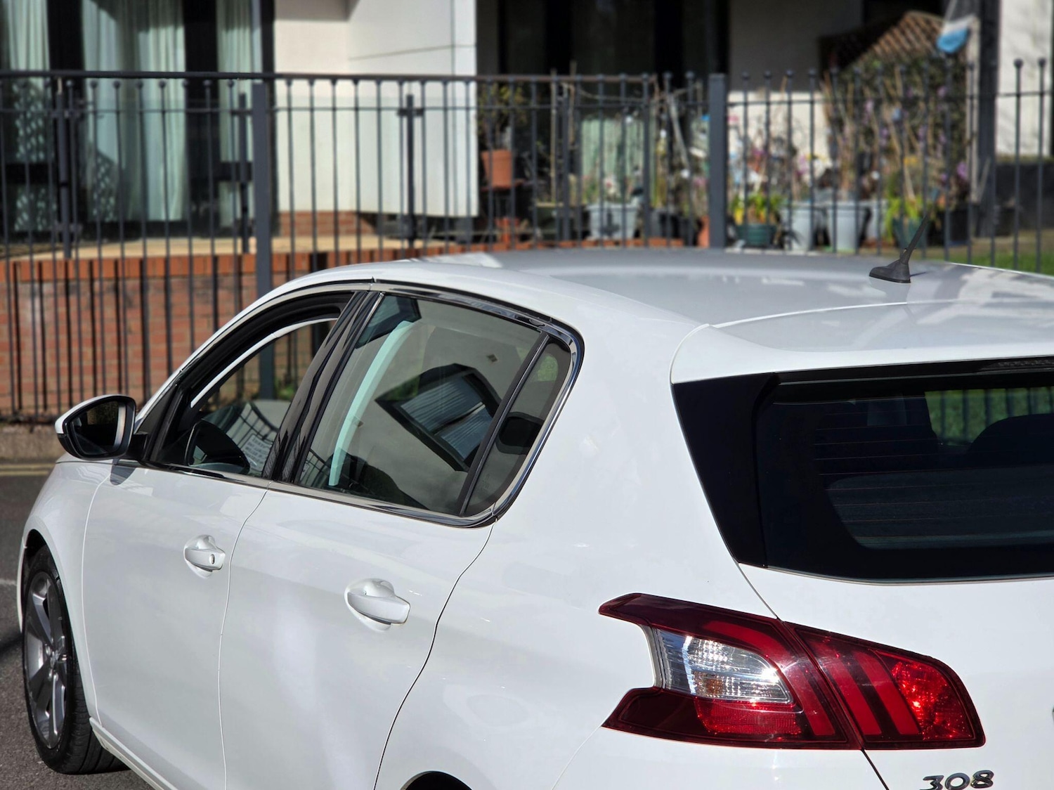 Used Peugeot 308 2014 for sale - 77898472: Photo 40