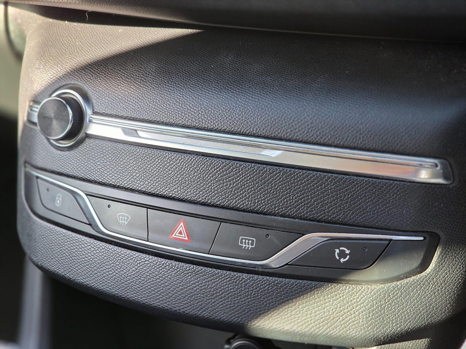 Used Peugeot 308 2014 for sale - 77898472: Photo 42