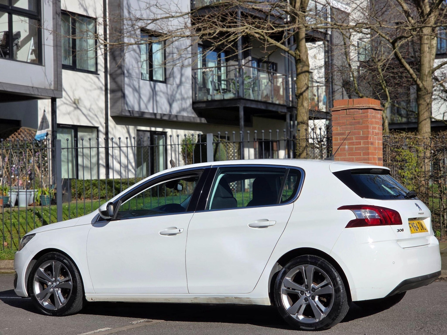 Used Peugeot 308 2014 for sale - 77898472: Photo 45