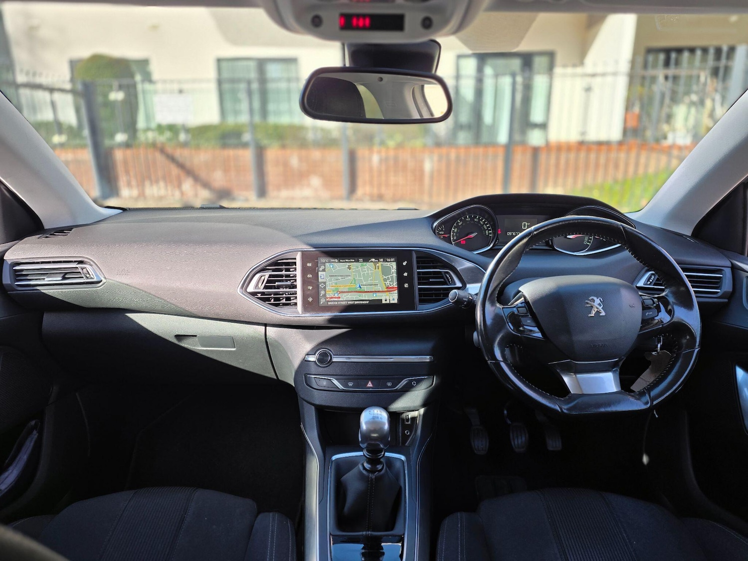 Used Peugeot 308 2014 for sale - 77898472: Photo 5