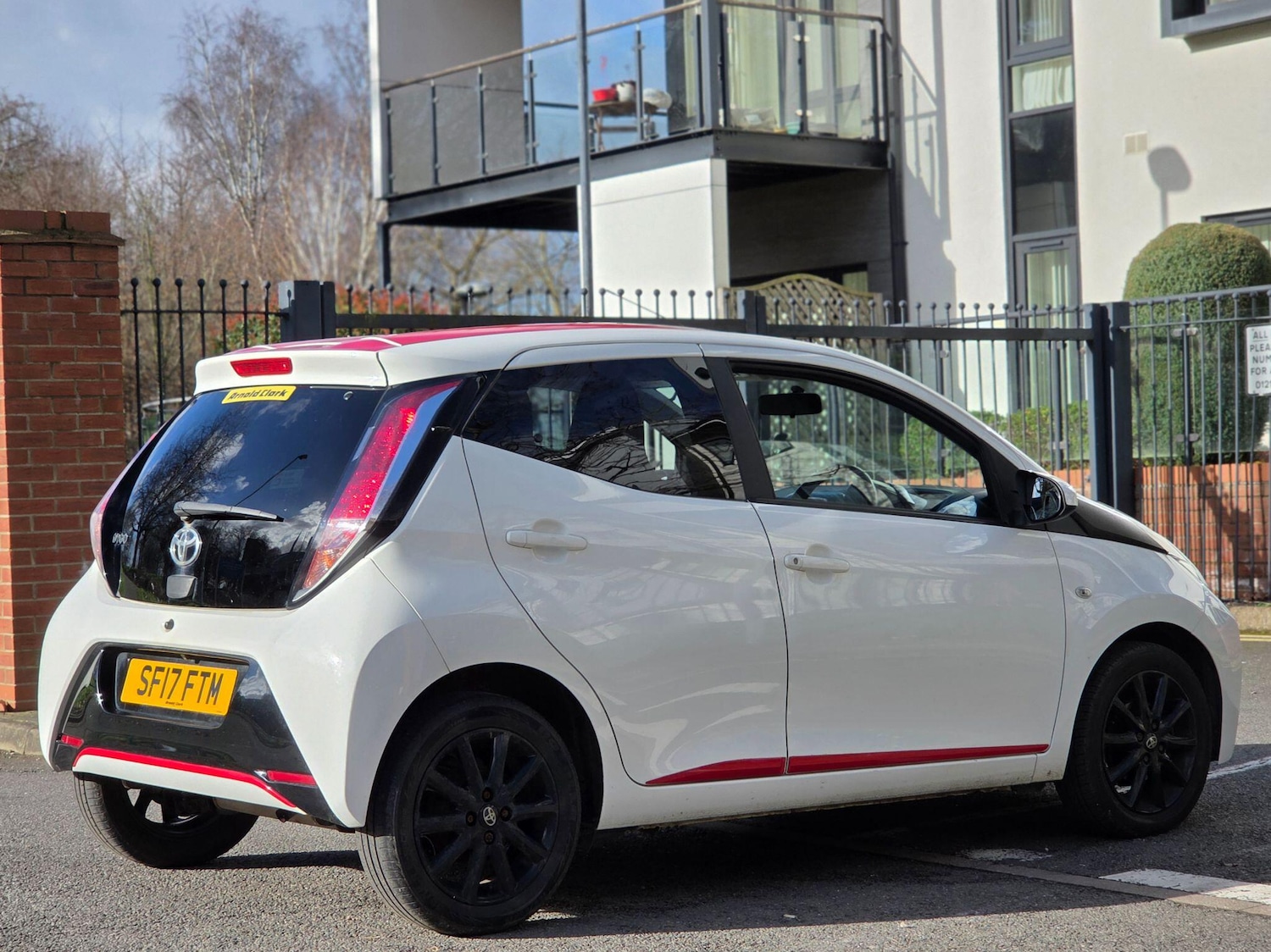 Used Toyota AYGO 2017 for sale - 77637594: Photo 10