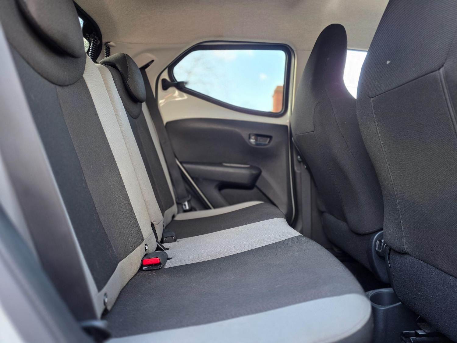 Used Toyota AYGO 2017 for sale - 77637594: Photo 13