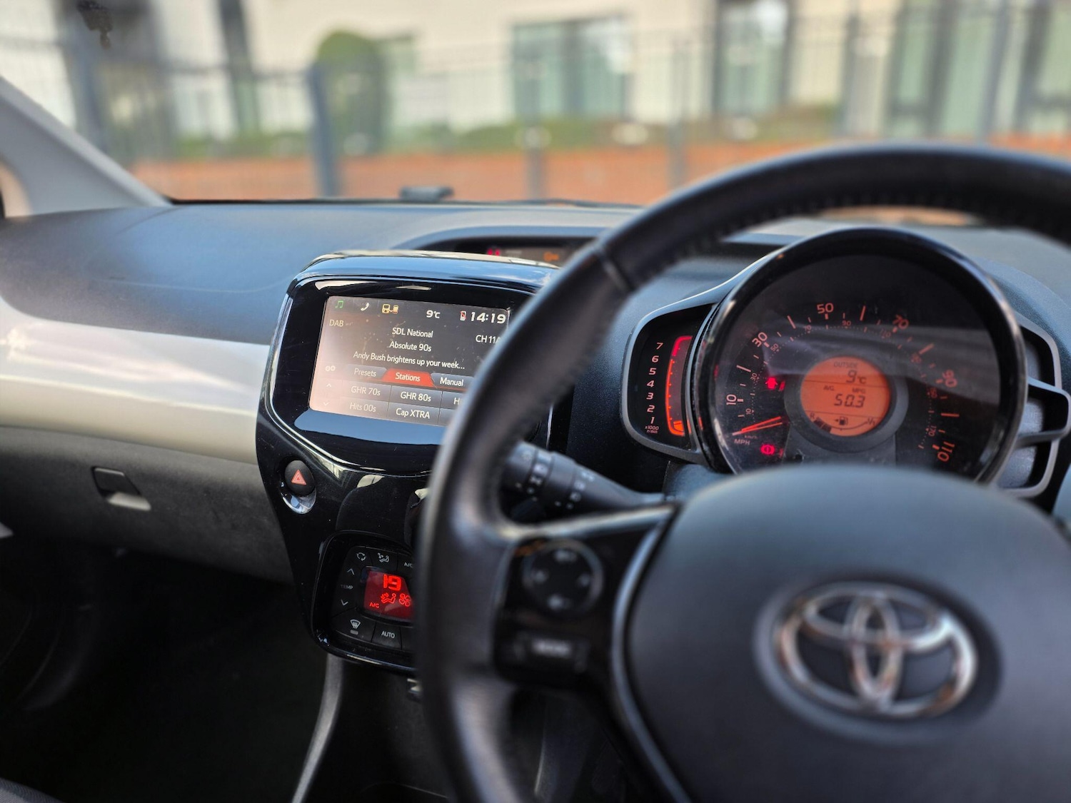 Used Toyota AYGO 2017 for sale - 77637594: Photo 27