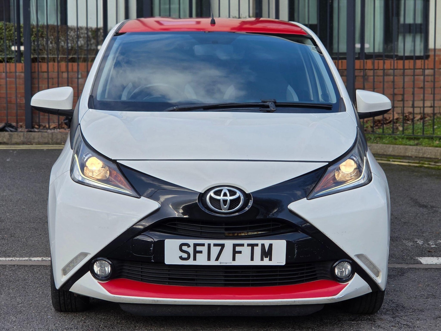 Used Toyota AYGO 2017 for sale - 77637594: Photo 32