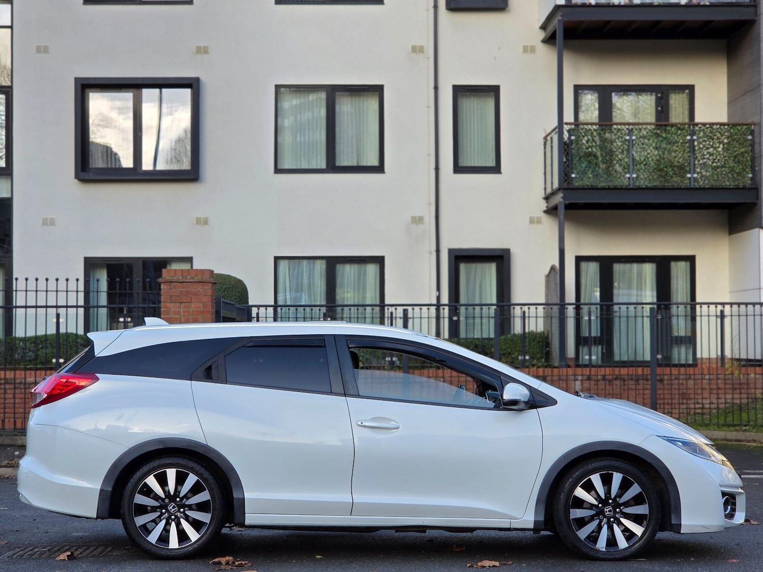 Used Honda Civic 2015 for sale - 76671582: Photo 6