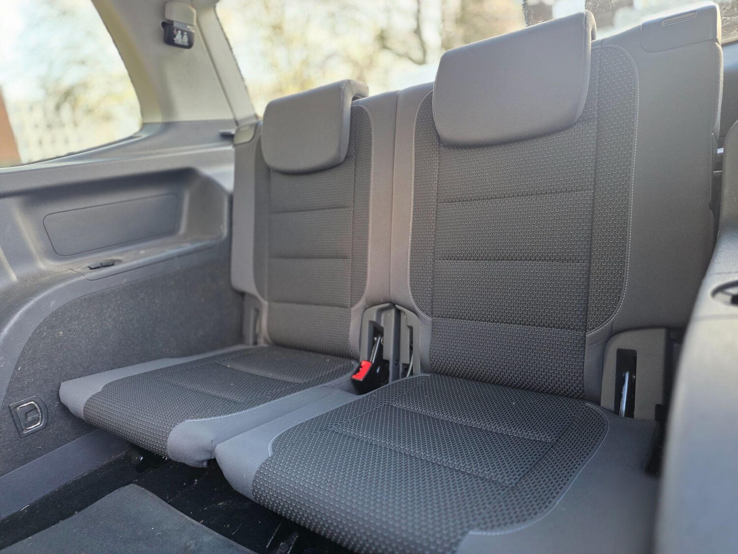 Used Volkswagen Touran 2015 for sale - 76913062: Photo 36