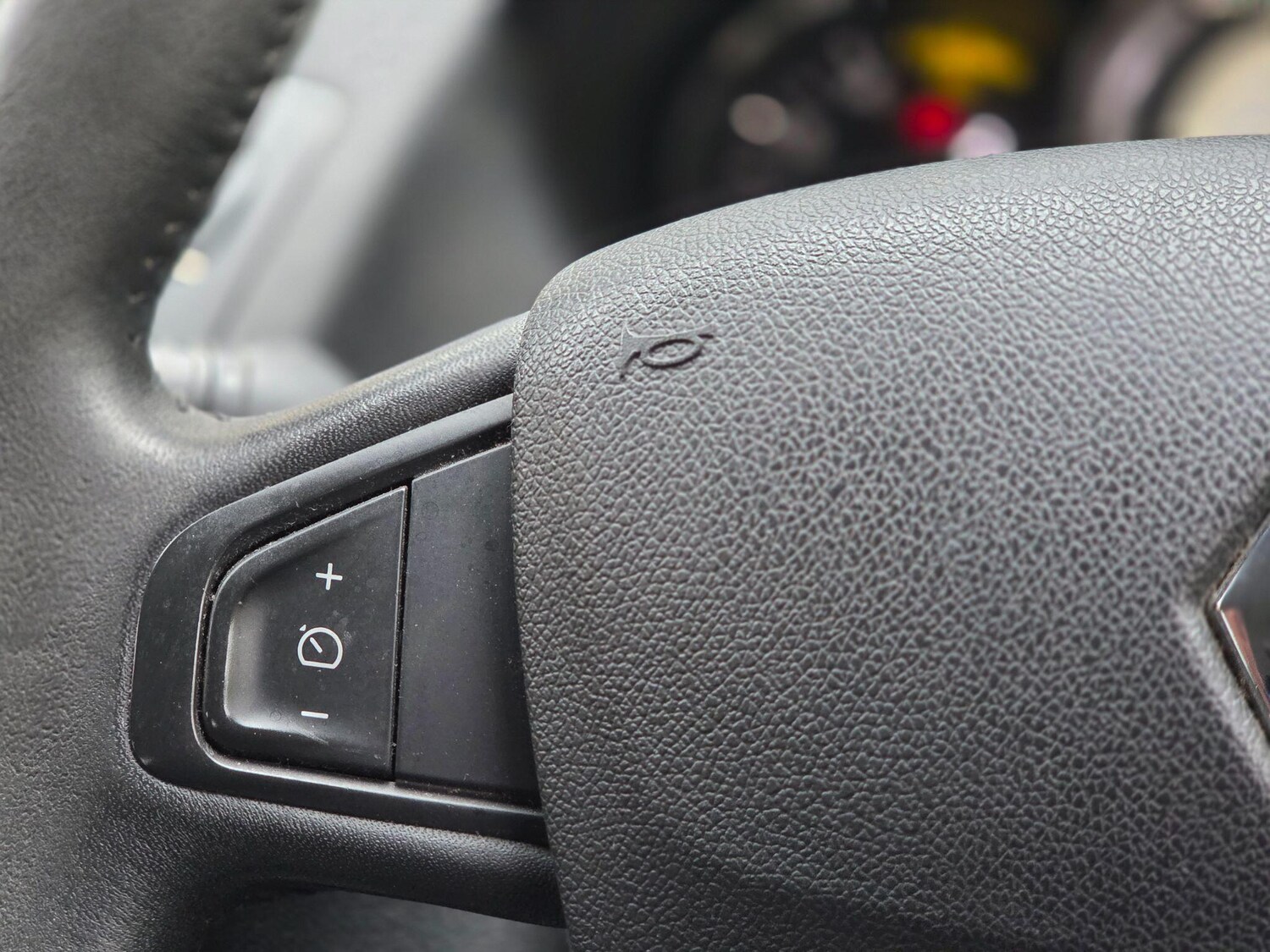 Used Renault Megane 2011 for sale - 76425120: Photo 33