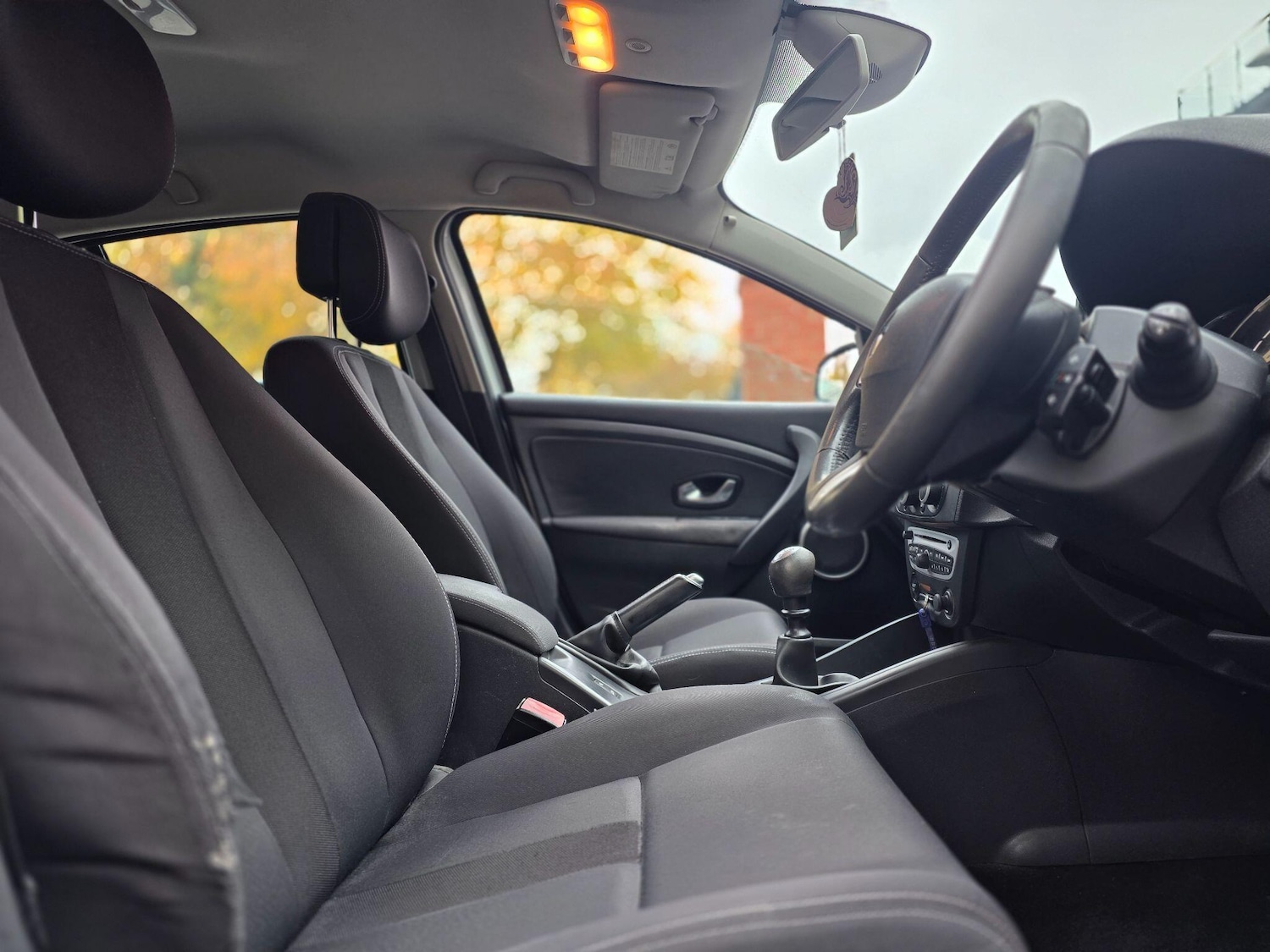 Used Renault Megane 2011 for sale - 76425120: Photo 7