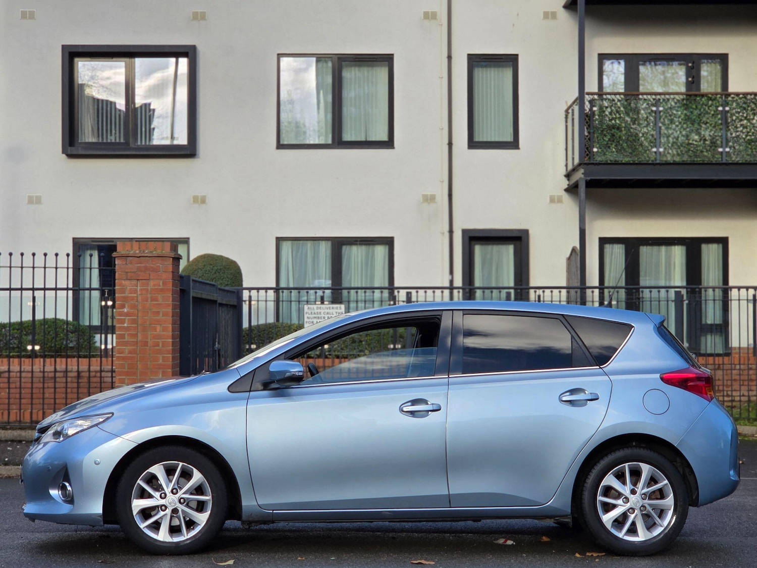 Used Toyota Auris 2013 for sale - 76995219: Photo 8