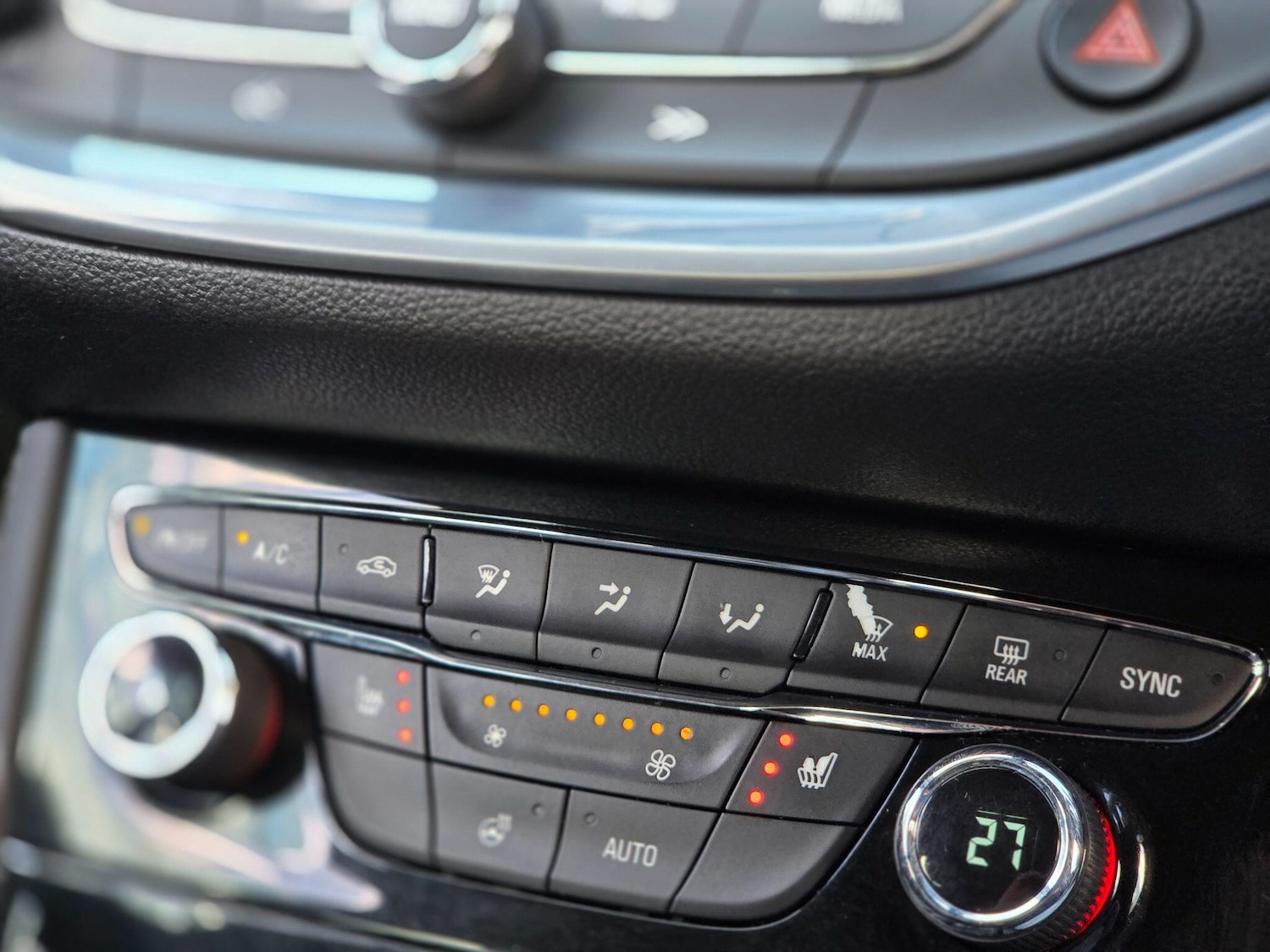 Used Vauxhall Astra 2015 for sale - 76899619: Photo 27