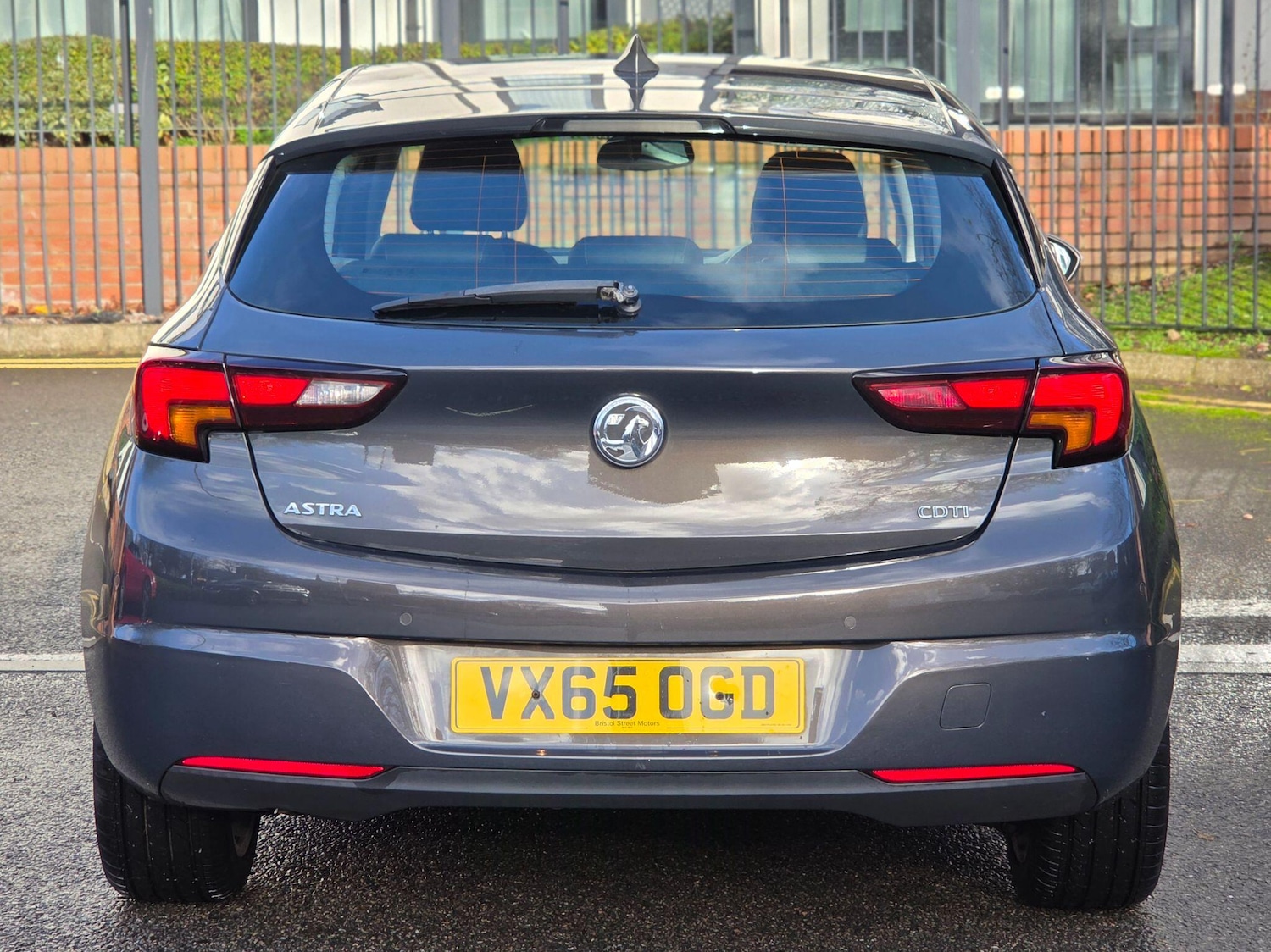 Used Vauxhall Astra 2015 for sale - 76899619: Photo 3