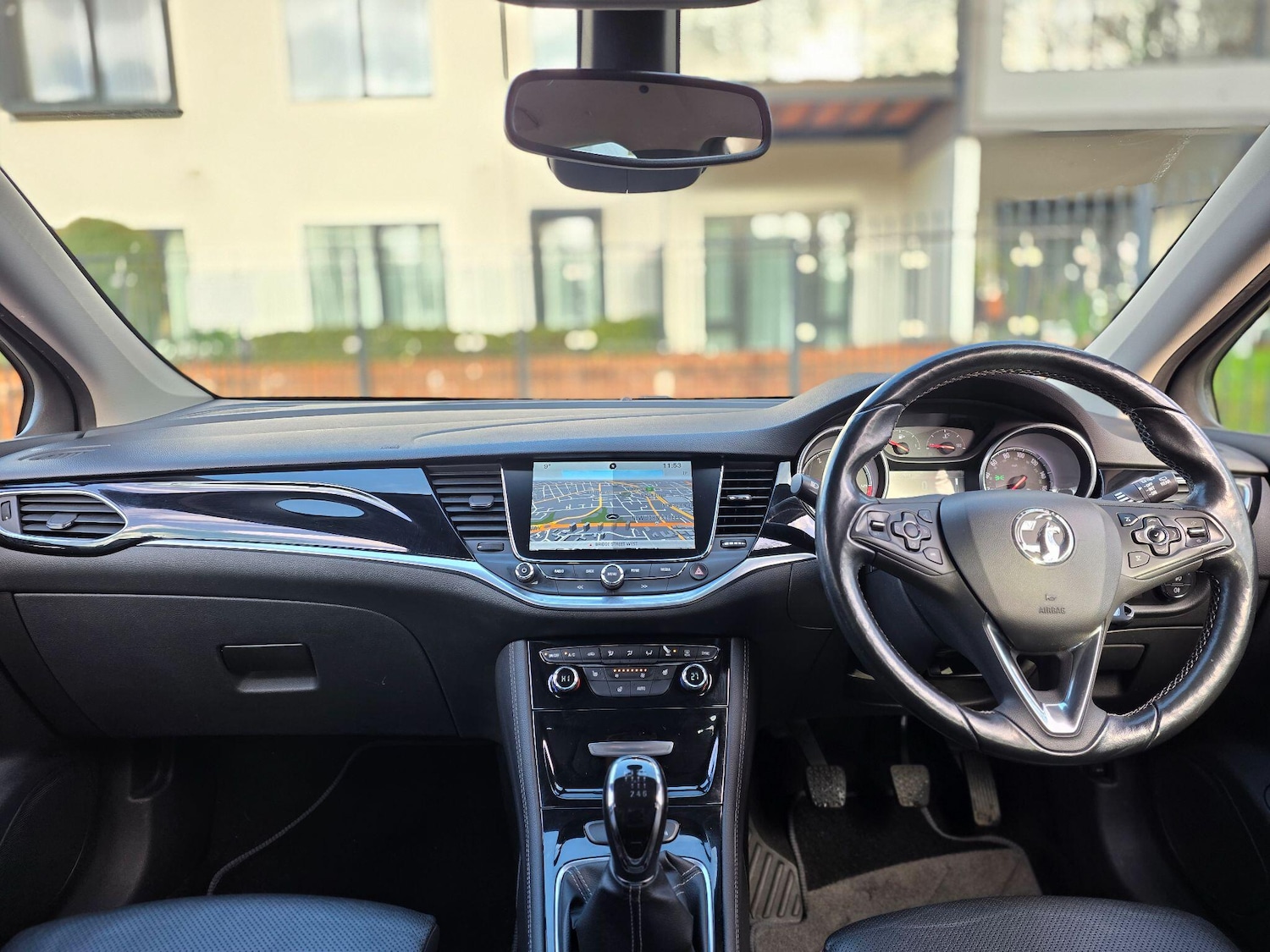 Used Vauxhall Astra 2015 for sale - 76899619: Photo 5