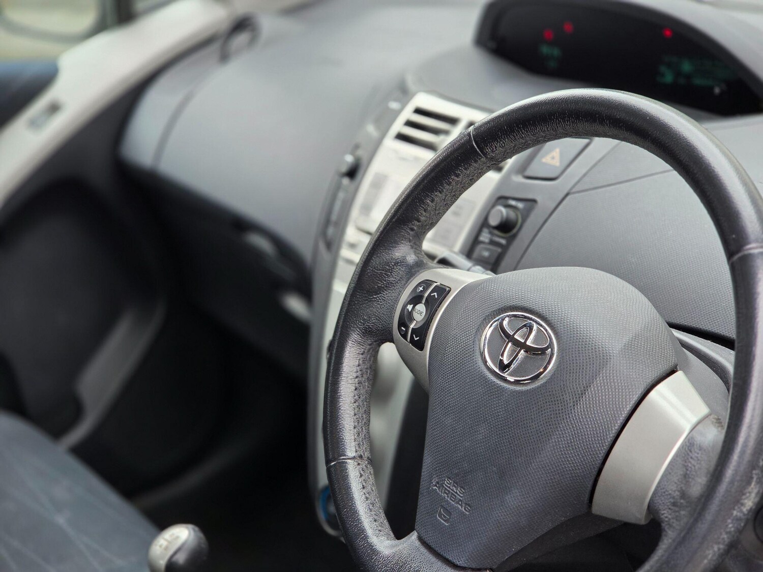 Used Toyota Yaris 2008 for sale - 77909088: Photo 38