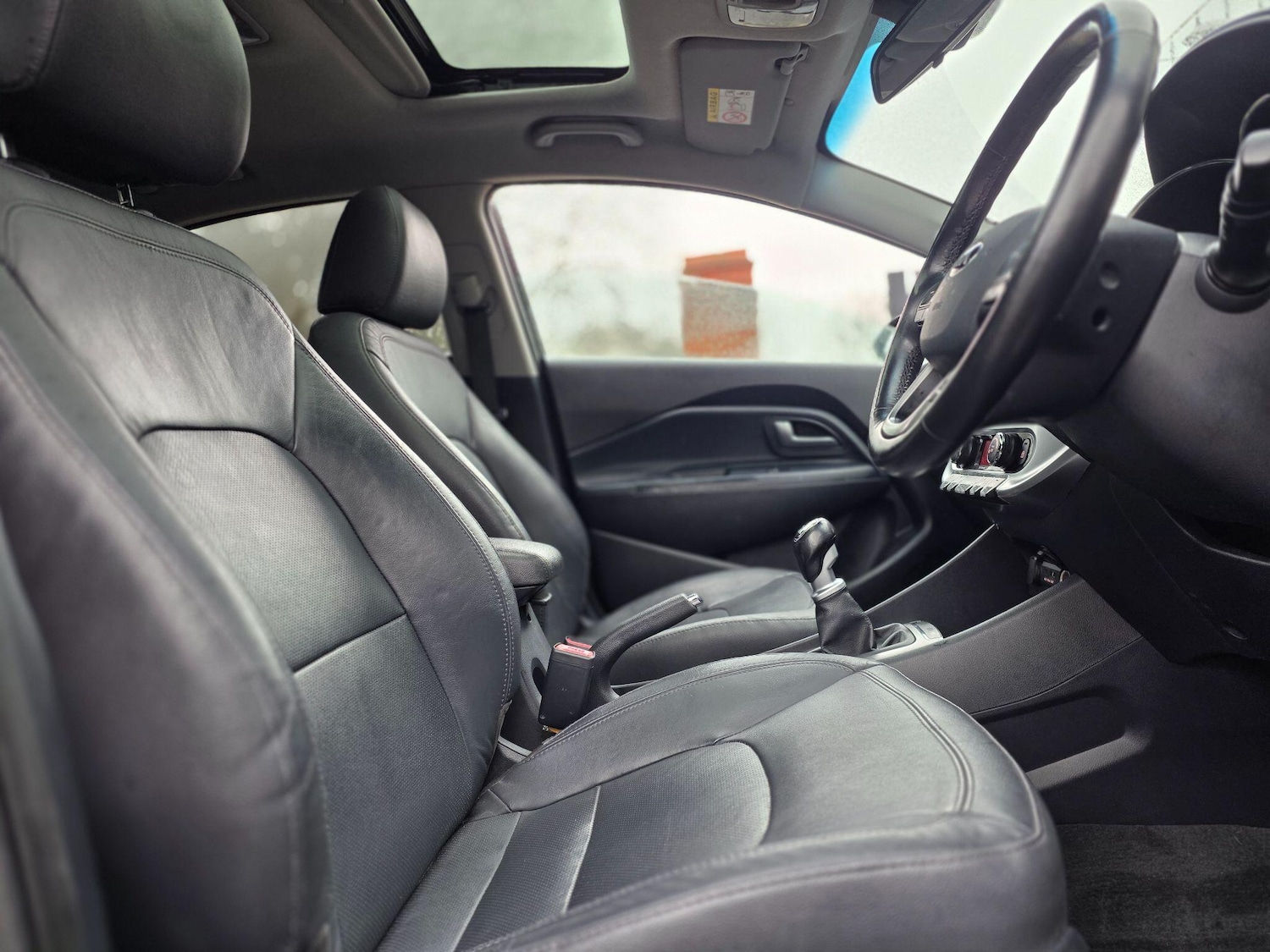 Used Kia Rio 2014 for sale - 76898422: Photo 8