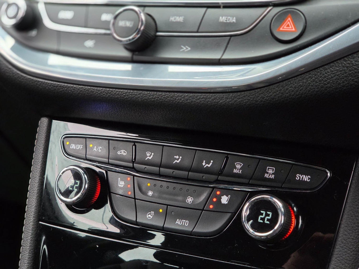 Used Vauxhall Astra 2017 for sale - 76592445: Photo 21