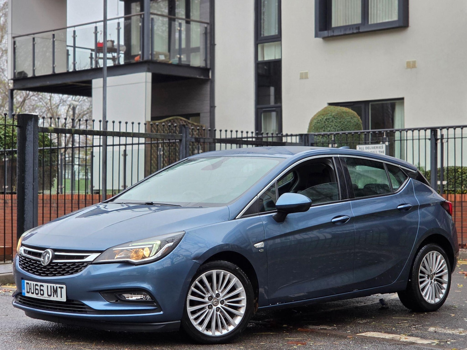 Used Vauxhall Astra 2017 for sale - 76592445: Photo 4