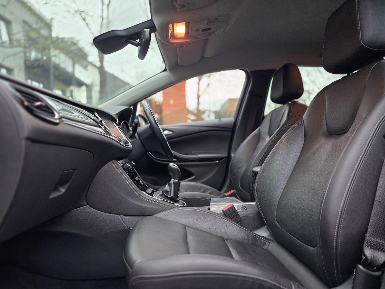 Used Vauxhall Astra 2017 for sale - 76592445: Photo 9