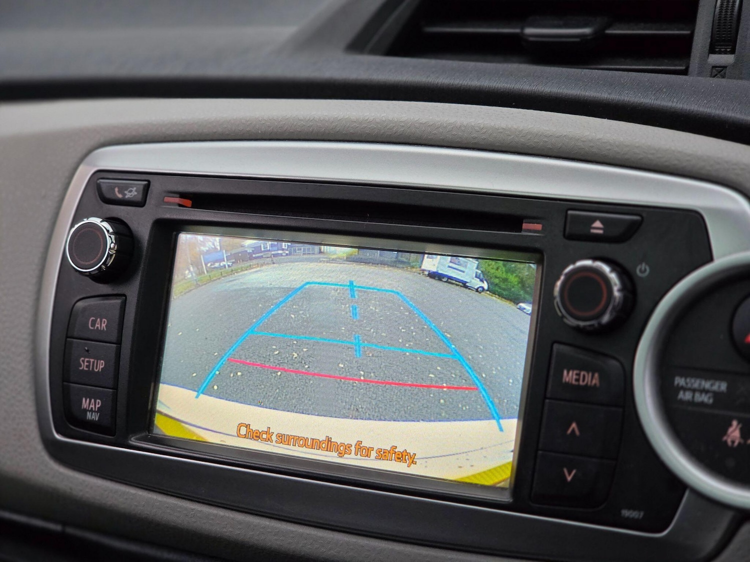 Used Toyota Yaris 2013 for sale - 76993153: Photo 23