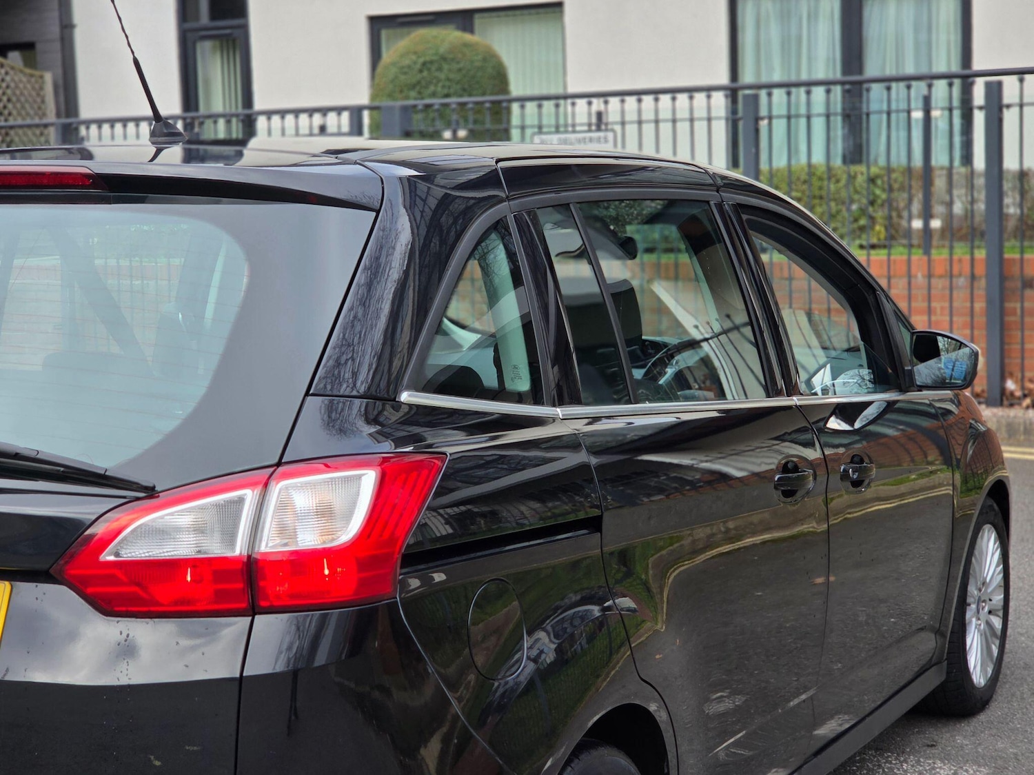 Used Ford Grand C-Max 2014 for sale - 77737919: Photo 39