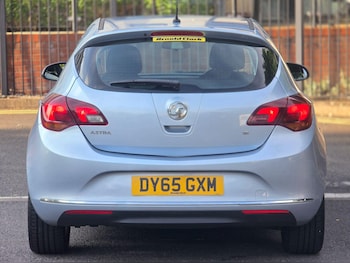Used Vauxhall Astra 2015 for sale - 75450053: Photo