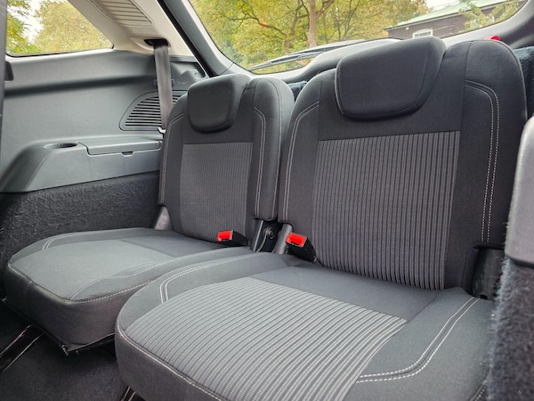 Used Ford Grand C-Max 2014 for sale - 76295326: Photo 15