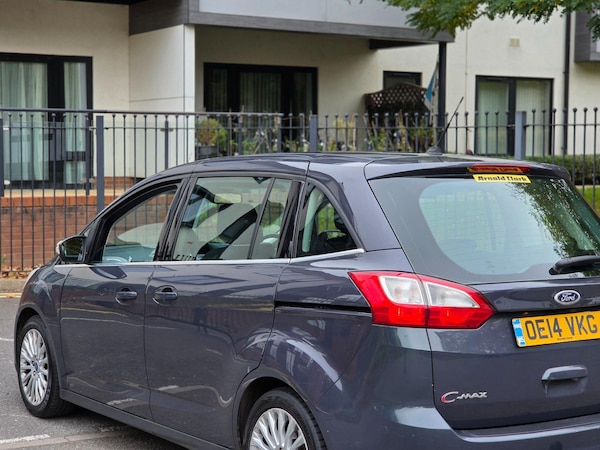Used Ford Grand C-Max 2014 for sale - 76295326: Photo 40