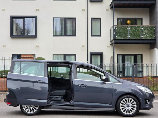 Used Ford Grand C-Max 2014 for sale - 76295326: Photo 8