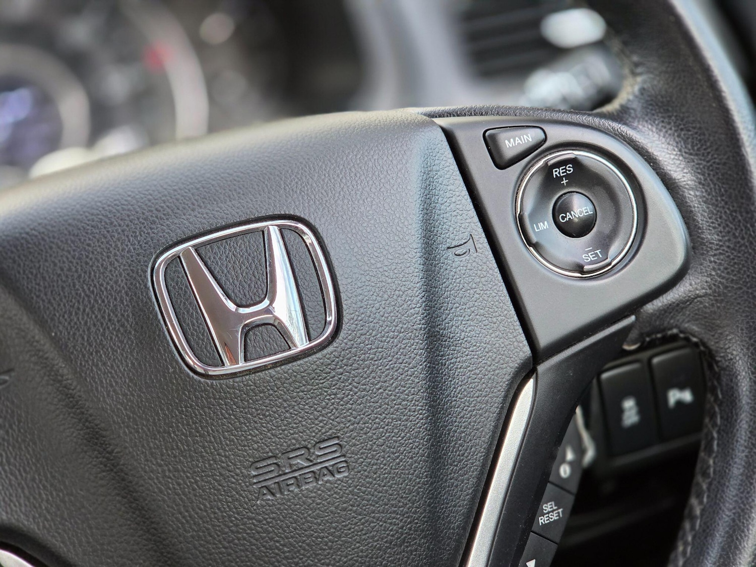 Used Honda CR-V 2015 for sale - 76942689: Photo 29