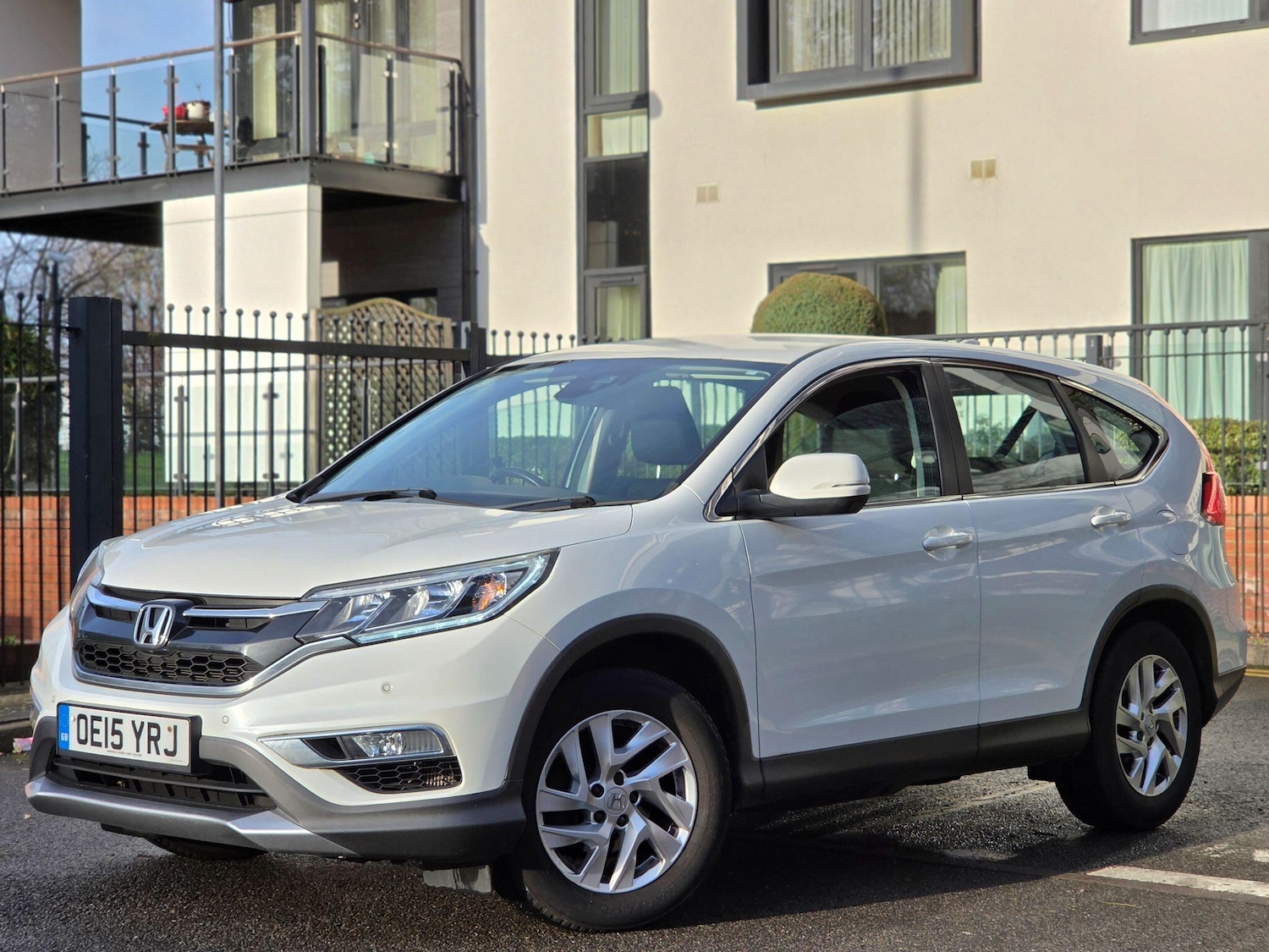 Used Honda CR-V 2015 for sale - 76942689: Photo 4