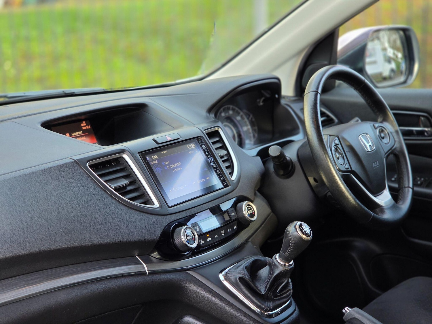 Used Honda CR-V 2015 for sale - 76942689: Photo 53