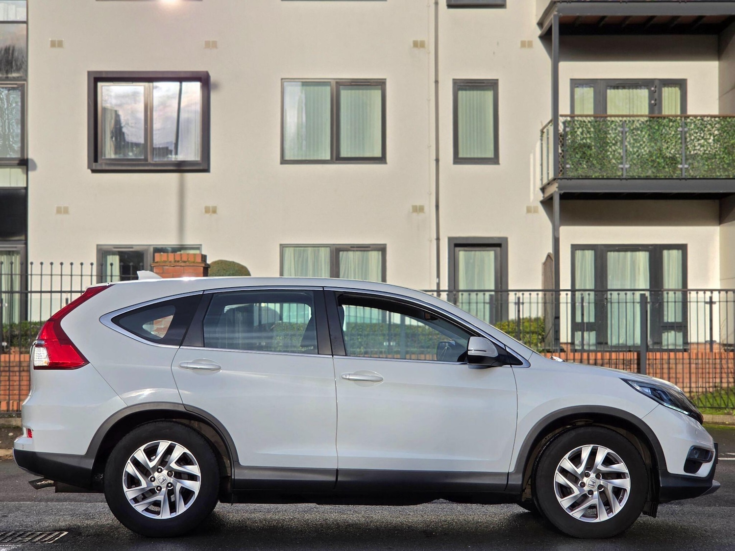 Used Honda CR-V 2015 for sale - 76942689: Photo 6