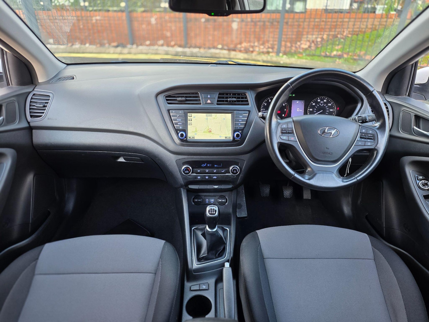 Used Hyundai i20 2015 for sale - 77237956: Photo 15