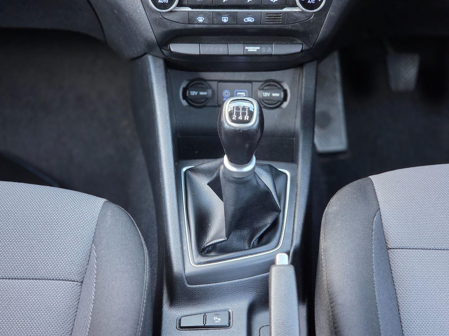 Used Hyundai i20 2015 for sale - 77237956: Photo 27