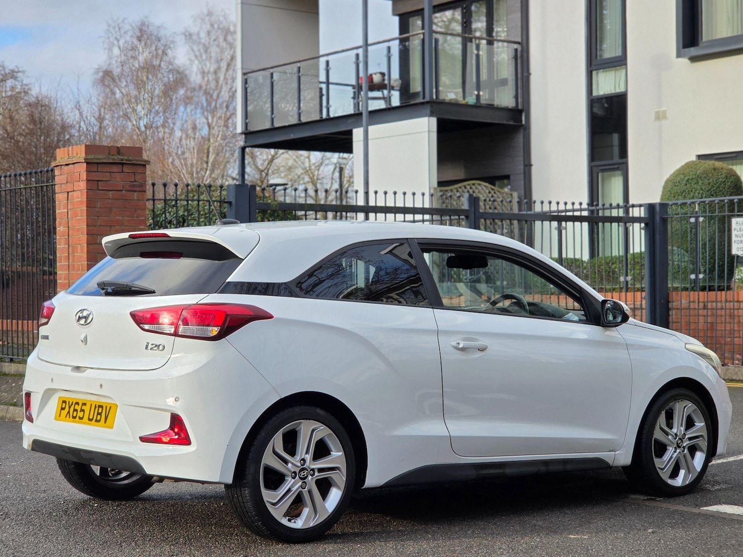 Used Hyundai i20 2015 for sale - 77237956: Photo 35