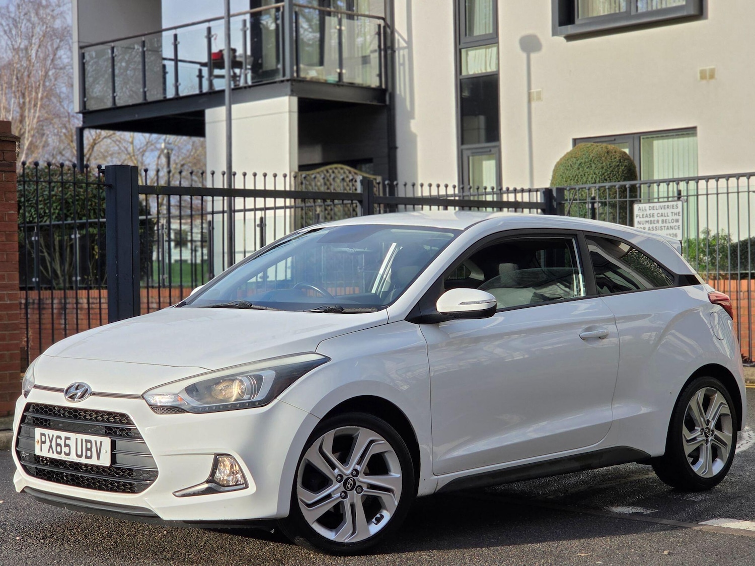 Used Hyundai i20 2015 for sale - 77237956: Photo 4