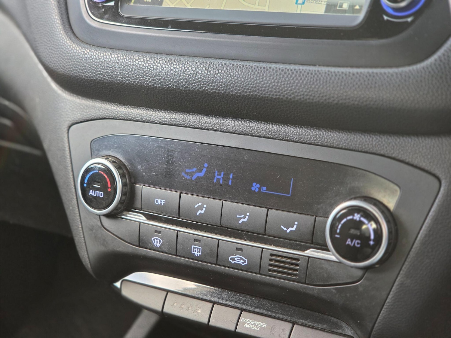 Used Hyundai i20 2015 for sale - 77237956: Photo 46