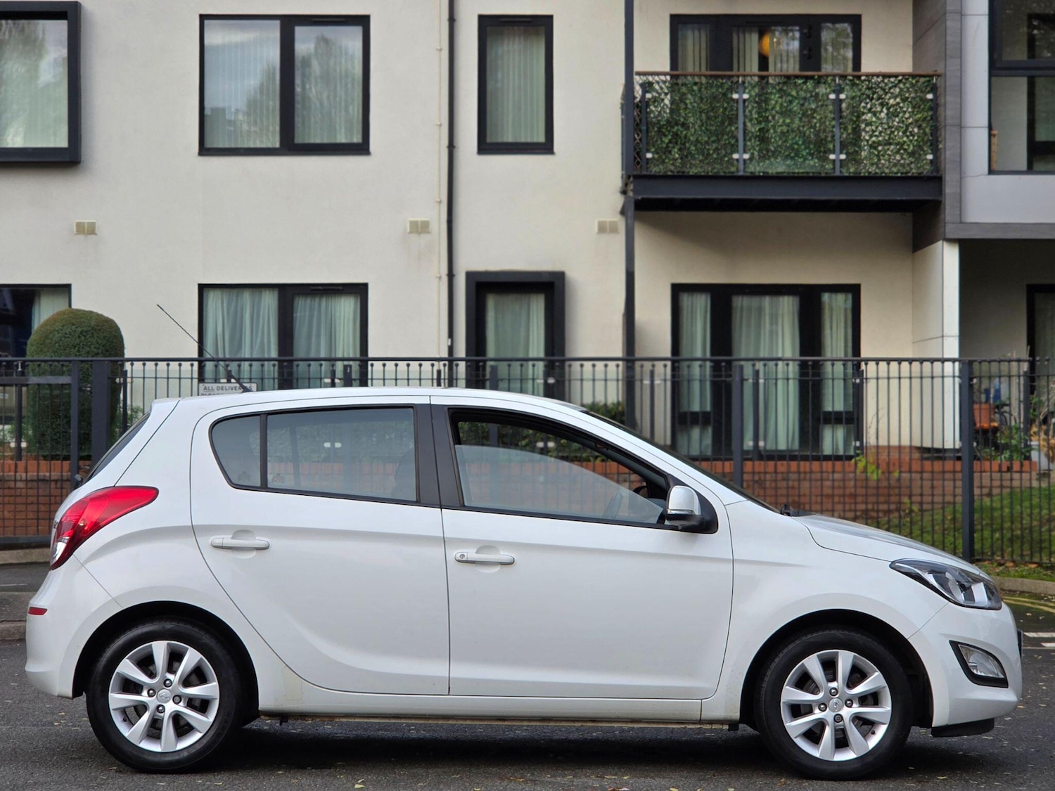 Used Hyundai i20 2014 for sale - 76499483: Photo 6