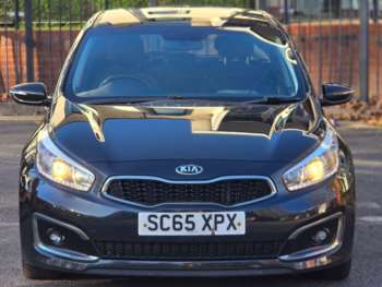 Used Kia Ceed 2015 for sale - 74909610: Photo