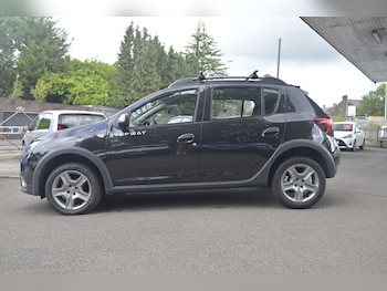 Used Dacia Sandero Stepway 2020 for sale - 79386465: Photo